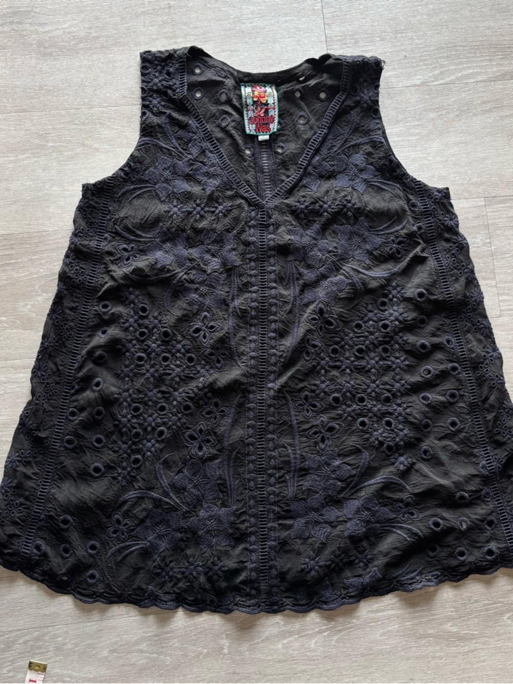 Johnny Was Black Lace Embroidered Top – XS